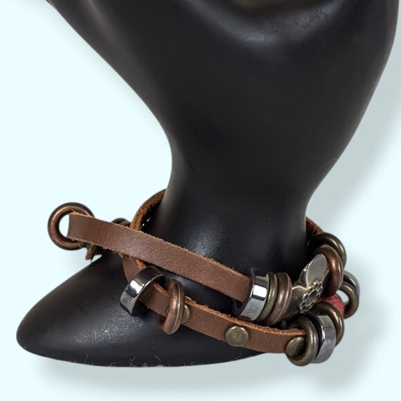 Bohemian Leather Strap Snap Bracelet - Picture 2 of 4